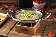 Leshan Qiaojiao Beef (Crossed-Leg Beef Soup)